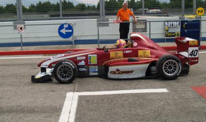 2000 Light – Magione, qualifica: Veronesi e Storz si dividono le pole