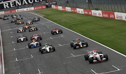 Silverstone - Gara 2<br>Pic torna alla vittoria