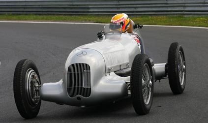 Nurburgring, libere 2: Hamilton e McLaren davanti