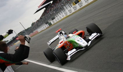 Le Mans - Gara 2<br>Baguette vince e va in fuga