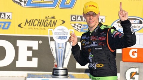 Keselowski  firma con Penske per il 2010
