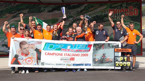 Mugello, gara 2: Mancinelli conquista il titolo
