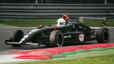 Monza, gara 2: prima vittoria Palmeri e Line Race