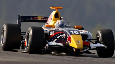 Test a Motorland per i campioni F.3<br>Zampieri tratta con la Comtec