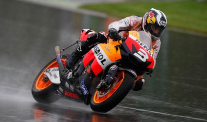 Donington, Libere 1: <br> Dani Pedrosa subito davanti con pista umida