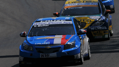 Monza, gara 2: Yvan Muller va di,,, gomma