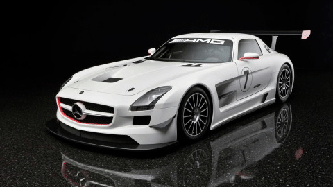 Esclusivo<br>Entro la fine del 2010 il debutto<br>in pista della Mercedes SLS