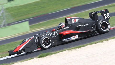 Vallelunga, qualifica: Cecchellero segna la pole