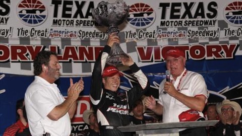 Fort Worth, gara: Briscoe beffa la Patrick
