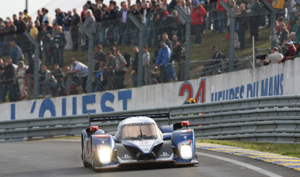 Le Mans - Dopo 2 Ore<br>Peugeot sempre in parata 