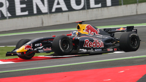 Magny-Cours - Qualifica 2<br>Ricciardo ritorna al top