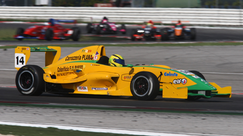 Misano, gara 1: Frisone consolida la leadership