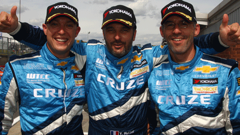 Brands Hatch, qualifica: tripletta Chevrolet