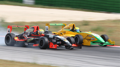 Misano, gara 2: Vecchi torna alla vittoria