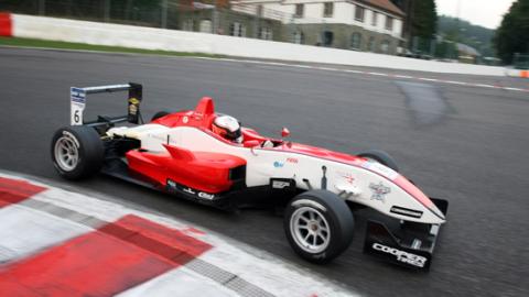 Spa, qualifica: Webb ancora in pole