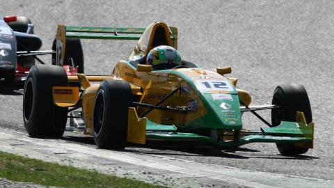 Mugello, gara 2: torna al successo Gibbin