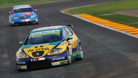 Valencia, qualifica: Tarquini torna in pole