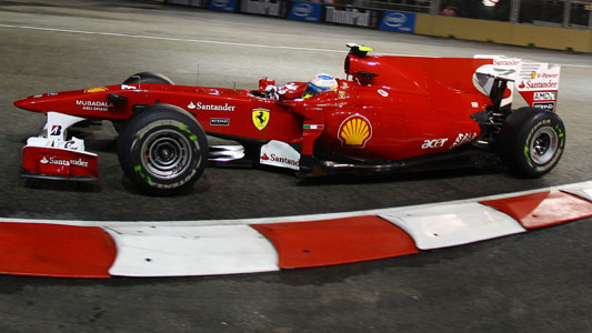 Singapore - Gara<br>Alonso completa l'opera