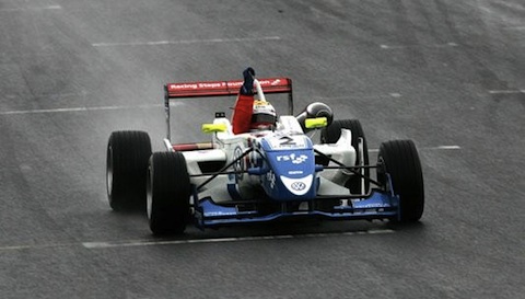 Brands Hatch, gara 3: Calado chiude il 2010