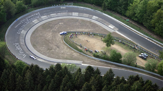Il Nurburgring Nordschleife sommerso dai debiti