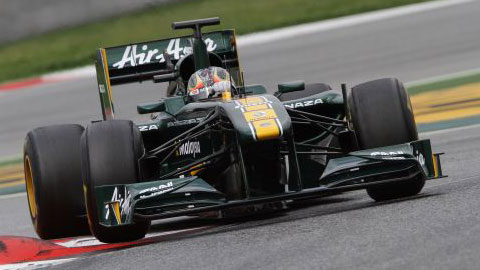 Barcellona, 1° giorno: Webber da pole<br>Valsecchi impressiona con la Lotus