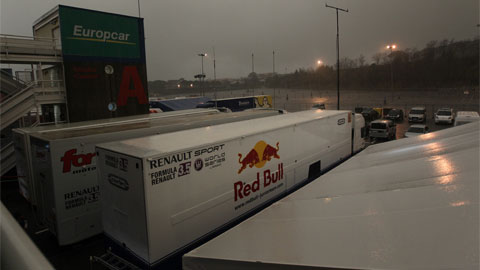 Test Catalunya LIVE<br>1° turno - La pioggia ferma le prove