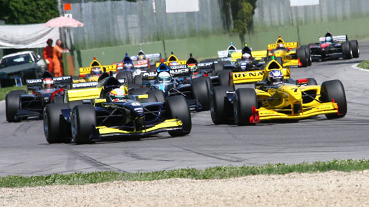 Le grandi iniziative di Italiaracing<br>A Monza l'Auto GP vi offre 500 biglietti