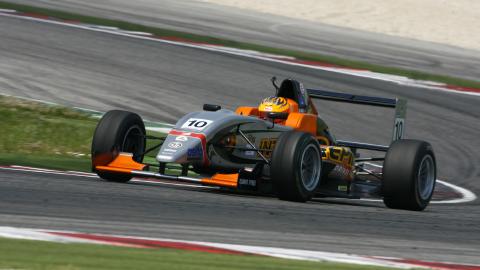 Misano, libere 1: BVM Target fa gli onori di casa