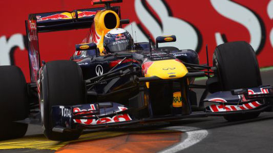 Valencia - Libere 3<br>Duello Red Bull-Ferrari