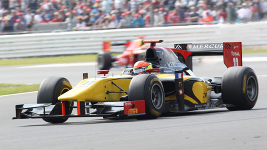 Silverstone - Gara 2<br>Grosjean vince e allunga in campionato