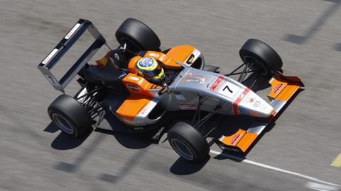 Imola, libere 2: Barrabeig detta il ritmo