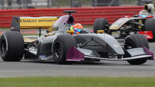 Presentata a Silverstone la nuova Renault 3.5<br>Tutte le novit&agrave; per il 2012