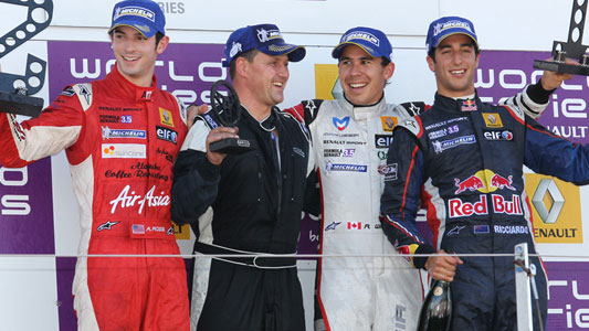 Silverstone - Gara 2<br>C'&egrave; solamente Wickens