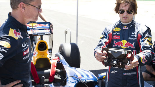 Tom Cruise ha provato la Red Bull