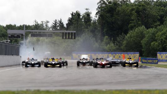 ANTEPRIMA<br>Auto GP diventa mondiale