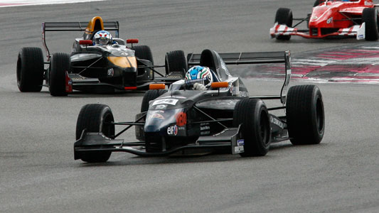 Le Castellet, gara 2: Chatin leader, poi Ghirelli