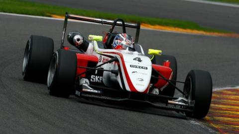Mugello, gara 1: grande vittoria di Lewis