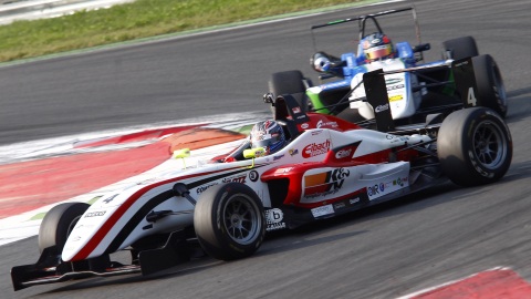Test a Monza: Lewis al top
