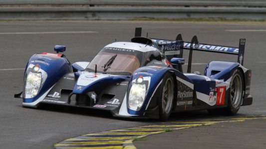 CLAMOROSO<br>La Peugeot abbandona l'Endurance