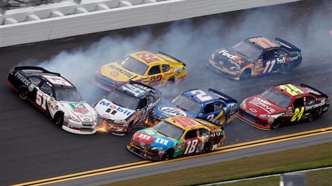 Inizio col botto per le libere a Daytona