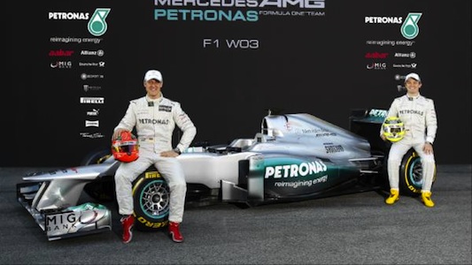 Mercedes ha presentato la W03