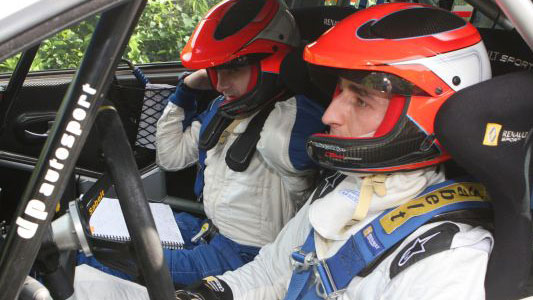 Kubica al volante di una Skoda Fabia!