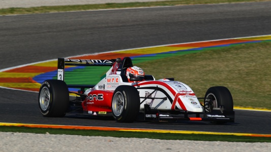 Valencia, gara 2: Ghiotto si ripete