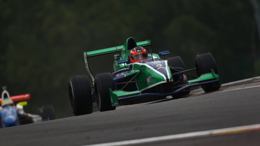 Spa, libere 1: l’altro Schothorst al top