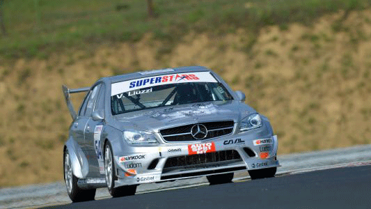 Budapest, libere 2: Liuzzi si issa al comando
