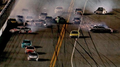 Daytona, gara: Stewart di giustezza