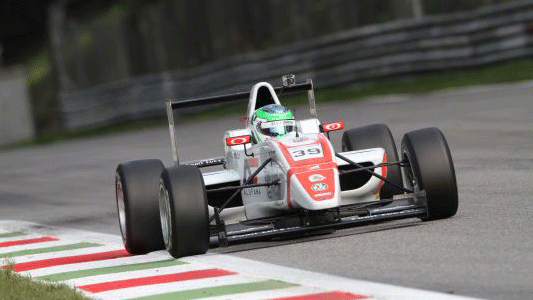 Monza, gara 3: Costa campione<br>Ma fioccano le polemiche...