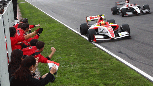 Montmel&ograve; - Gara 2<br>Frijns campione, dominio di Da Costa