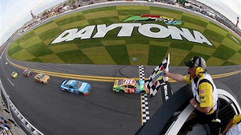 Daytona, Duel: ad Harvick e Busch le vittorie