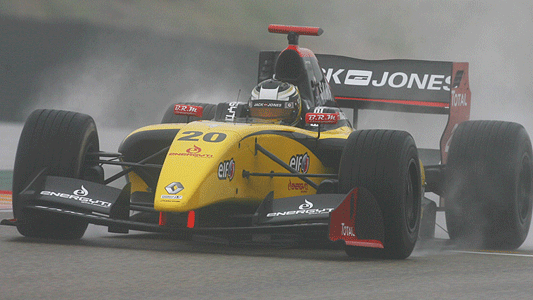 Alcaniz - Libere 1<br>Magnussen lancia la sfida